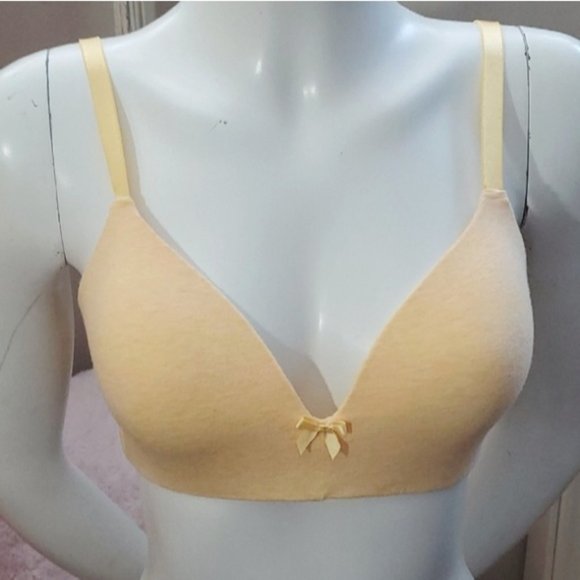 La Vie En Rose 36C Wireless Jersey Knit bra- NWOT - Picture 3 of 15